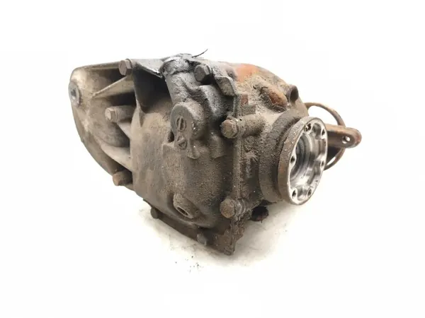 BMW 1 Series Rear Differential 7572800 image 2