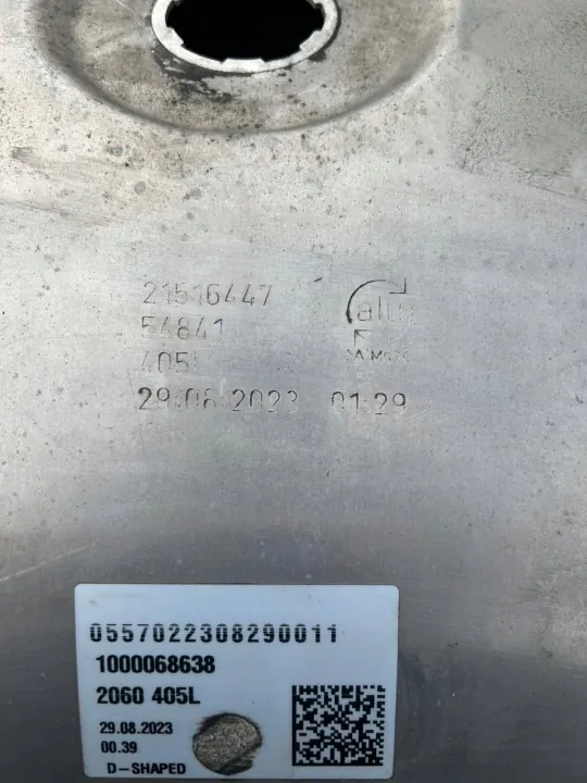 Polttoainesäiliö OEM 21516447 Volvo FH 405L image 8