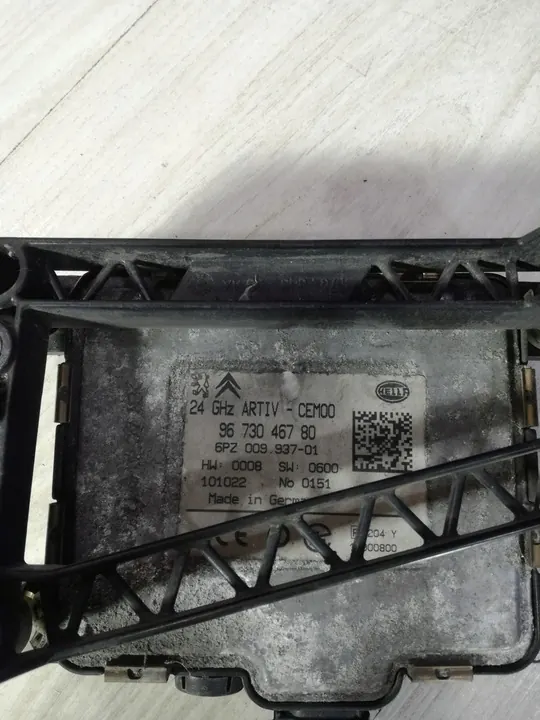 Peugeot 5008 Radar Modulsensor 96 730 467 80 image 3