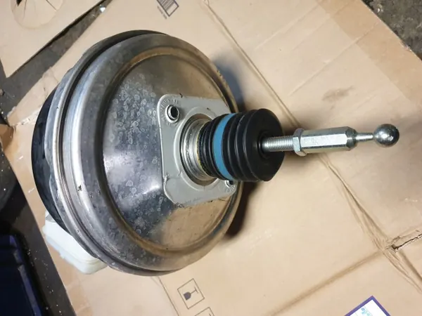 Bremskraftverstärker Pumpe Behälter Audi A4 B8 A5 8K0612103N image 3