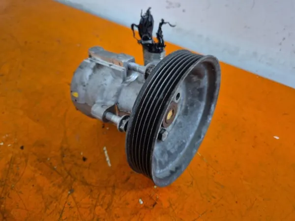 Pompe de direction OEM 26057304 pour Alfa Romeo 147 image 2