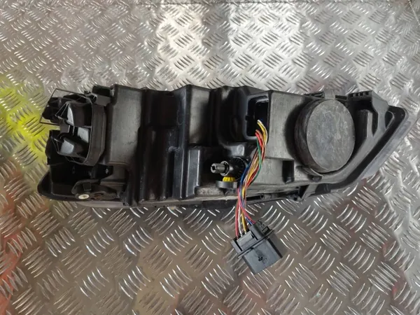 Farol esquerdo VW Polo V 6R OEM POLOVLAMPAPP image 4