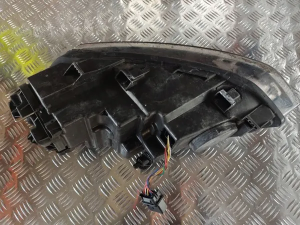 Farol esquerdo VW Polo V 6R OEM POLOVLAMPAPP image 5
