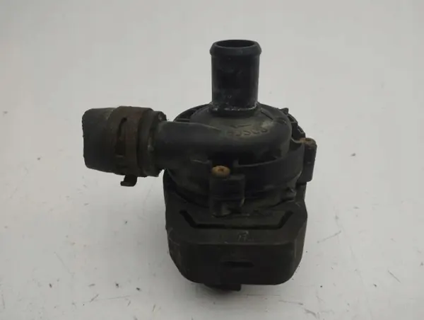 Pompe à eau Mercedes-Benz OEM 02775816 pour E W211 image 2