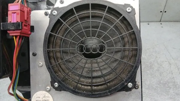 Gebruikte Audison luidspreker OEM 8L0035381G voor Audi A3 8L image 3