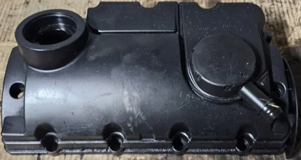 OEM 03g103475f Venttiilikansi VW Transporter T5 1.9 TDI image 2