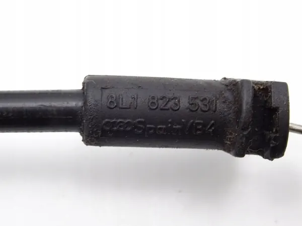 Audi A3 Hood Release Cable 8L 8L1823531 / 1H1823533 image 2