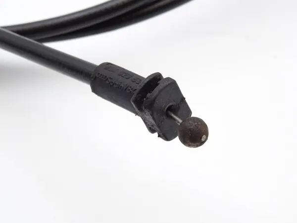 Audi A3 Hood Release Cable 8L 8L1823531 / 1H1823533 image 7