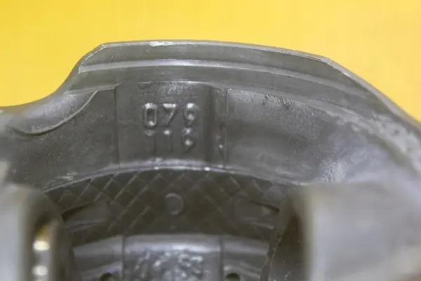Piston & Bielle VW T4 2.4D AAB 079119 074B image 4