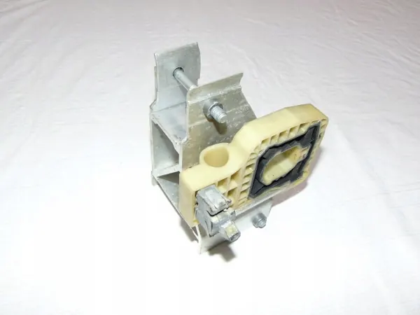 BMW 7357216 Support Radiateur Droit Occasion OEM image 2