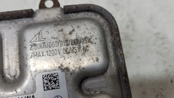 Mercedes-Benz Xenon-förkoppling OEM A2048700426 image 4