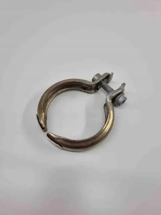 Pakoputken pidike OEM 05L131455 Audi 2.0L Diesel image 2
