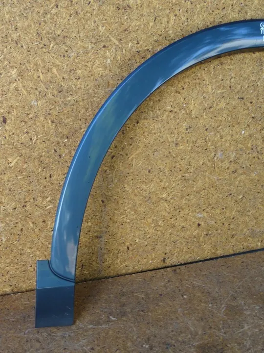 Q3 8U S-LINE Etu Oikea Lokasuoja 8U0853718A LX5L image 2