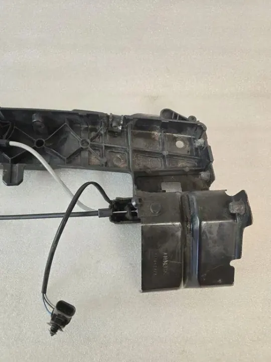 Volvo XC90 Frontstoßstangen-Verstärkung OEM 31425917 image 3