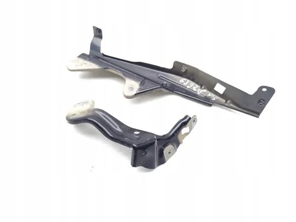 Audi Q4 Kotflügelhalterung vorne links OEM 89A821135 image 10