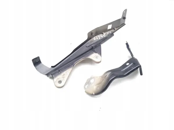 Audi Q4 Kotflügelhalterung vorne links OEM 89A821135 image 9
