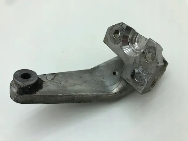 Mercedes W177 AMG Turbobracket OEM A1390960200 image 4