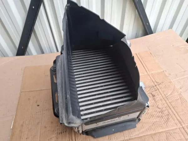 Intercooler gauche OEM 4K0145805P pour Audi RS6/RS7 C8 image 5