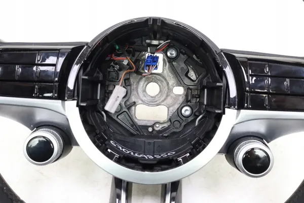 Maserati Grecale GT Multifunktionsratt OEM 6702698550 image 9
