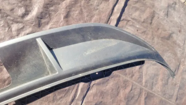 Spoiler OEM 5G9807568L para parachoques VW Golf VII image 7