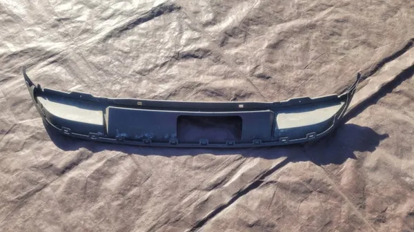 Spoiler OEM 5G9807568L para parachoques VW Golf VII image 9