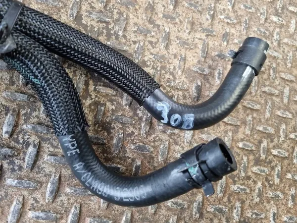 Conduit de refroidisseur d'huile Ford OE JX6P7R081 image 7