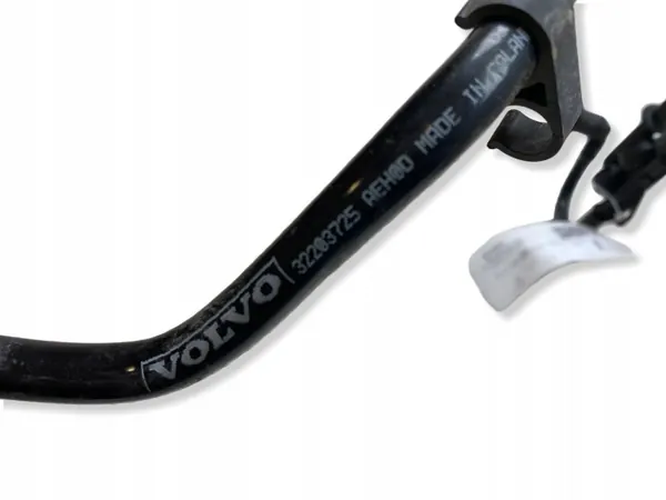 Volvo XC90 Vacuum Servoslang OEM 32203725 image 5