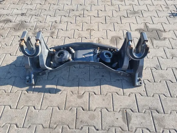 Moottorin kiinnike OEM 21332947 Volvo FH FM 4 Low Deck image 2