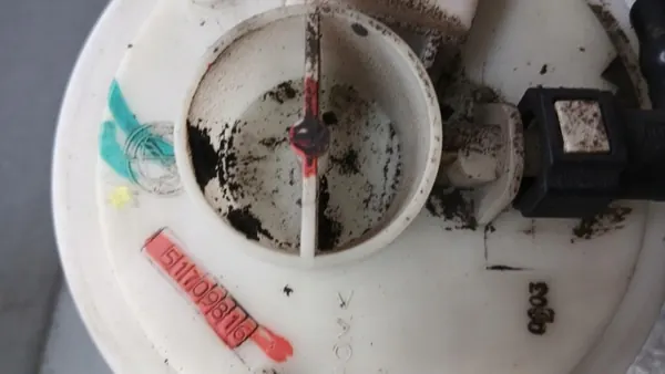 Bomba de combustível Fiat Punto II 99-03 1.2B 51709816 image 4