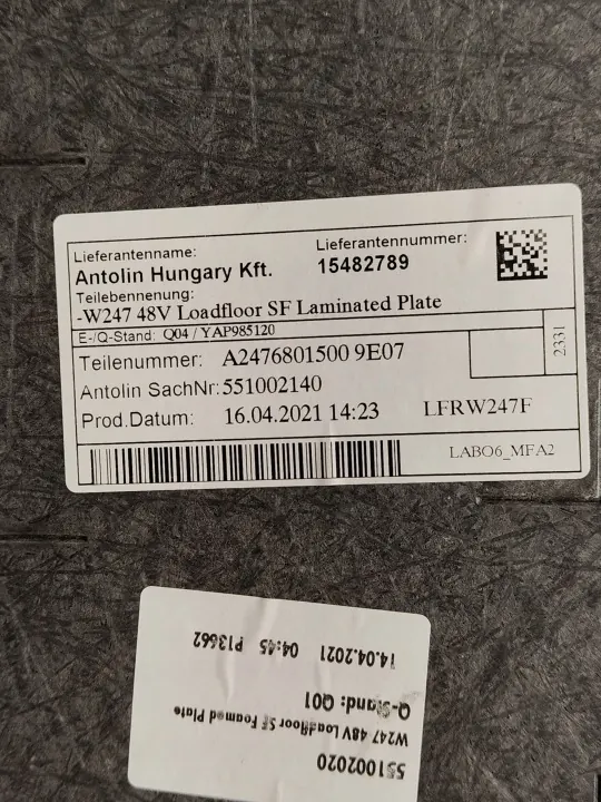 Mercedes B-klasse W247 kofferbakmat OEM A2476801500 image 3