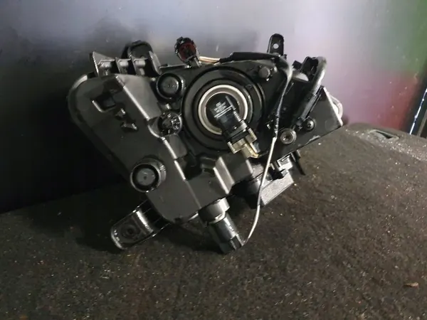 Halógeno DRL Esquerdo Frontal Hyundai Tucson III LIFT 92201-D7600 image 4