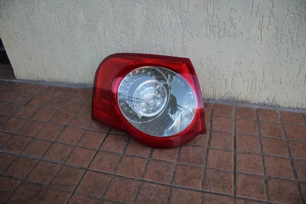 VW PASSAT B6 Combi Luz Trasera Izquierda 3C9945095C image 2