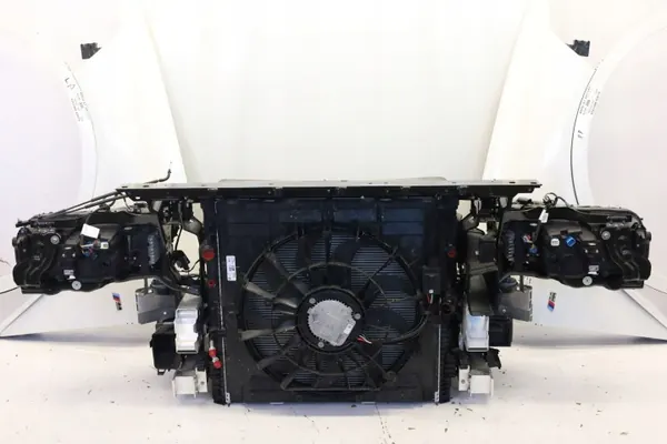 BMW X7 G07 LCI etupuskuri OEM 65489491 M-Paketti image 9