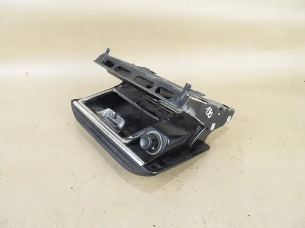Mercedes-Benz framaskkopp OEM AKG6736 för 190 W201 image 2