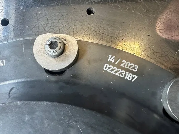 Keramik-Bremsscheibe vorne rechts OEM 4M0615302M image 3