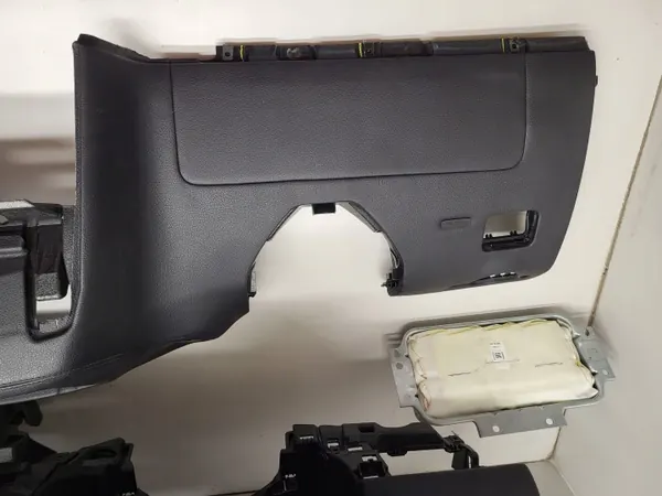 Panneau console airbag rideau Mercedes-Benz AYN7576 image 7