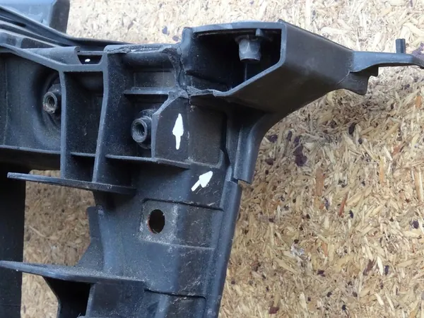 AUDI Q3 8U Reforço Frontal 2011-2018 8U0805594A image 6