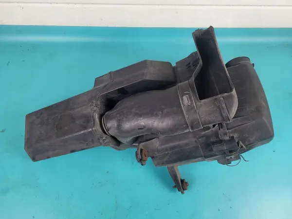 Luftfilterhus OEM 28112-1j000 för Hyundai i20 image 2