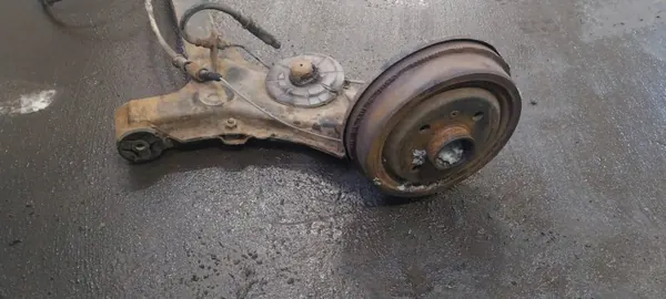 HB 3D Hinterachsschwinge für Opel Astra F image 4