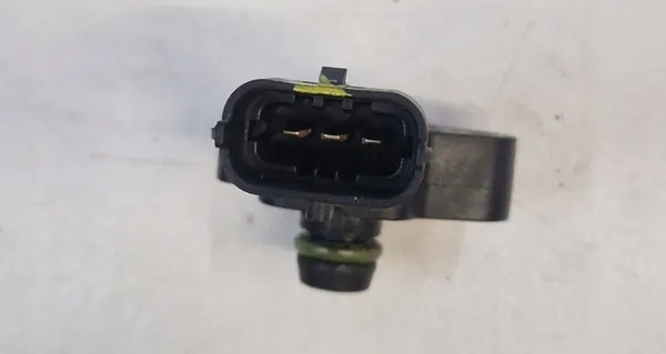 Intake Pressure Sensor Opel Insignia A 2.0i Turbo OE 12612110 image 3