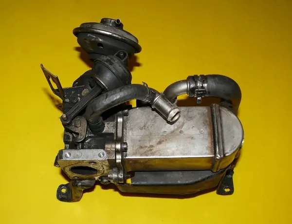 EGR-jäähdytinventtiili Audi A6 C6 3.0 TDI 220HV 04-08 059131512H image 2