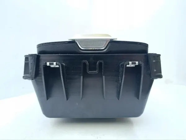 Mercedes tunnelopbergdoos OEM A2976809706 - Gebruikt image 3