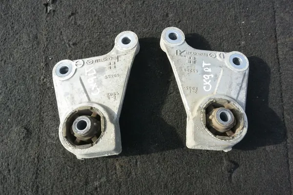 MAZDA CX-9 II TC 16- Support de Différentiel Arrière image 1