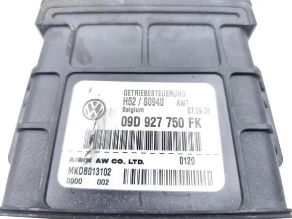 Audi Q7 Getriebesteuergerät OEM 09D927750FK image 7