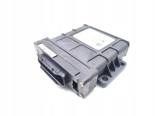 Audi Q7 Getriebesteuergerät OEM 09D927750FK image 9