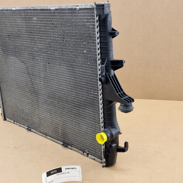 Radiateur d'eau d'occasion OEM 7L0121253 pour VW Touareg image 3