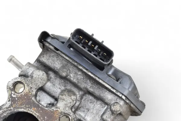 EGR-venttiili NISSAN NAVARA D40 CABSTAR F24 PATHFINDER R51 image 5