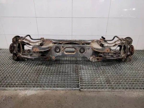 OEM 2123501901 Hinterachsschwinge Mercedes E-Klasse W212 image 7