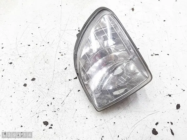 Farol de neblina Kia Sportage 2007 922021f0 image 1