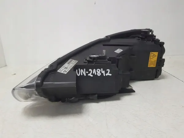 AUDI A1 8X Faro Xenón Derecho 8X0941044 image 6